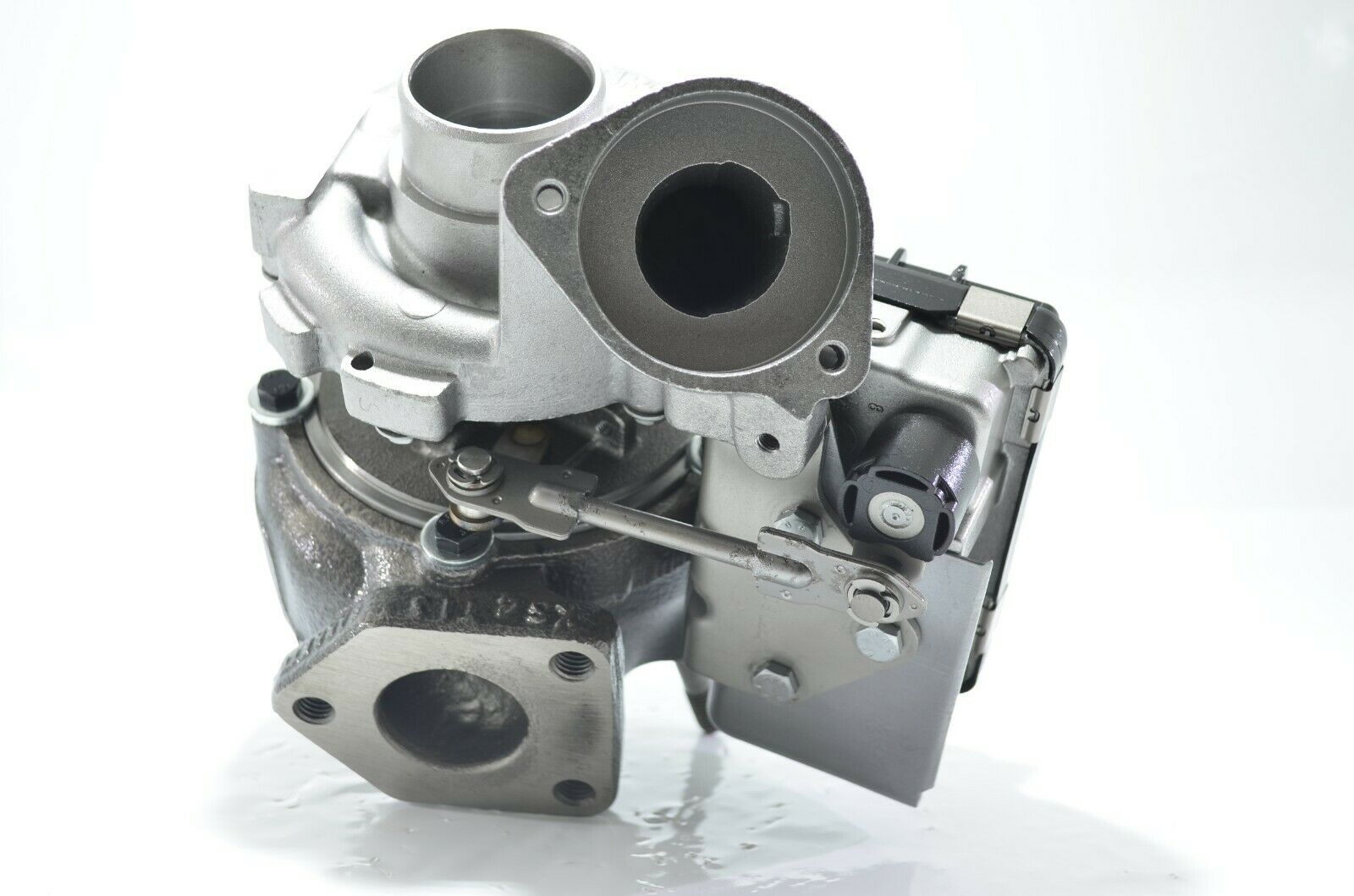 BMW-320d-20-D-Turbocharger-731877-265555920442
